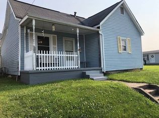 1206 E Walnut St, Washington, IN 47501