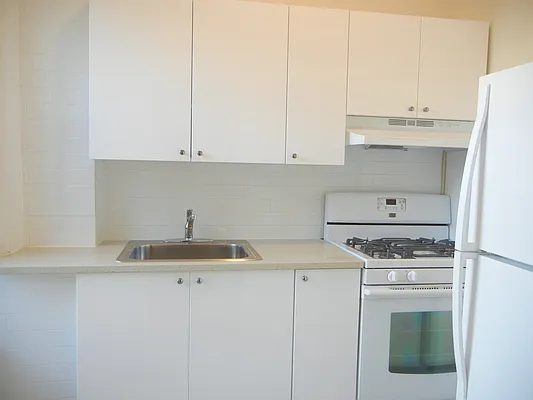 Rented by Brooklyn Heights Real Estate Inc | media 6