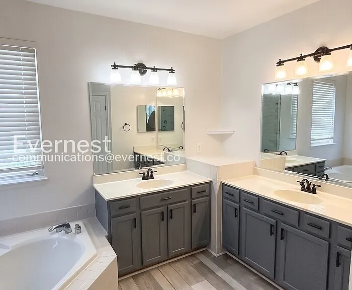 8348 Middle Ruddings Dr — Photo 23