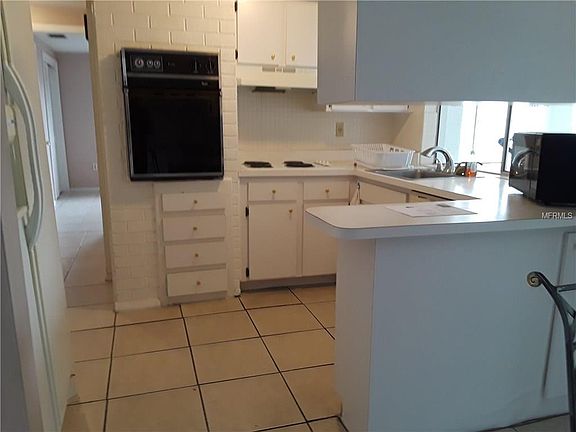 5th image of 3606 Brookston Dr