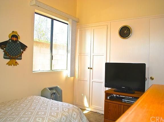 3rd image of 9851 Harle Ave
