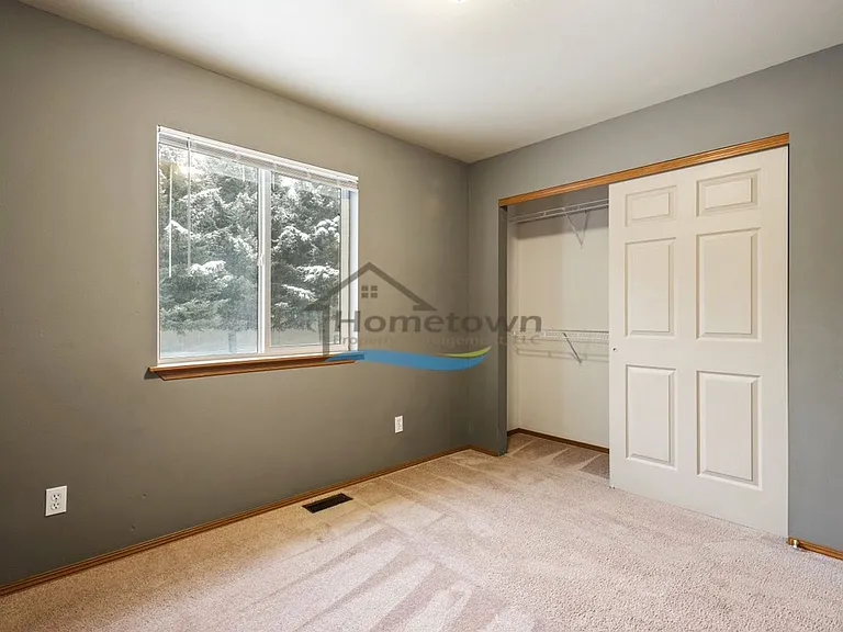 880 N Tucson St — Photo 17