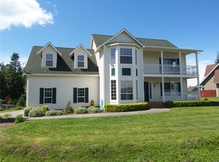 1023 Joanna Ln, Camano Island, WA 98282