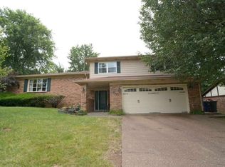 5322 Landview Dr, Newburgh, IN 47630