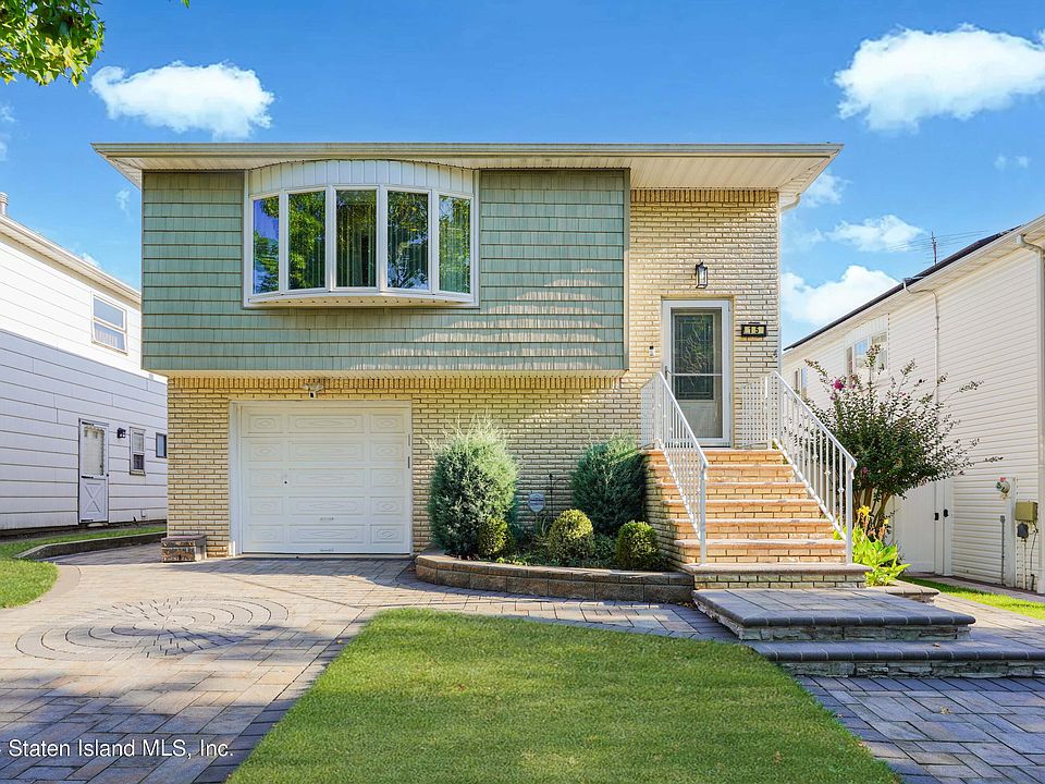 1st image of 15 Sharon Ln