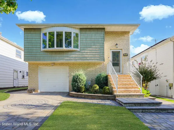 15 Sharon Ln, Staten Island, NY 10309