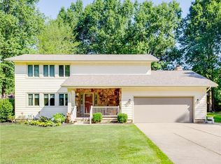 1441 Wimbledon Cir, Stow, OH 44224
