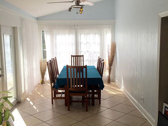 Vaulted Ceiling Dining