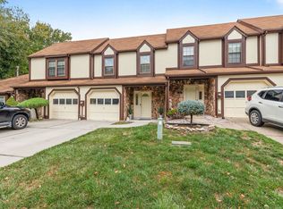 16 Lisa Ct, Matawan, NJ 07747