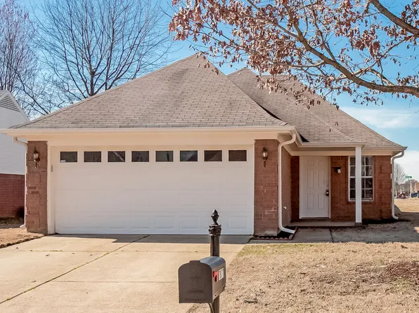 7677 Fox Hunt Dr E, Olive Branch, MS 38654