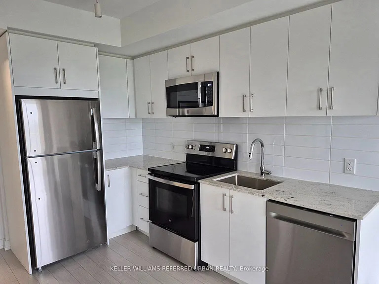 4010 Eglinton Ave W #1014 — Photo 3