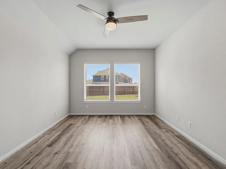 10055 Napier Dr — Photo 13