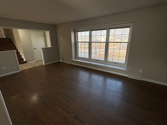 5th image of 10400 Kensington Ave
