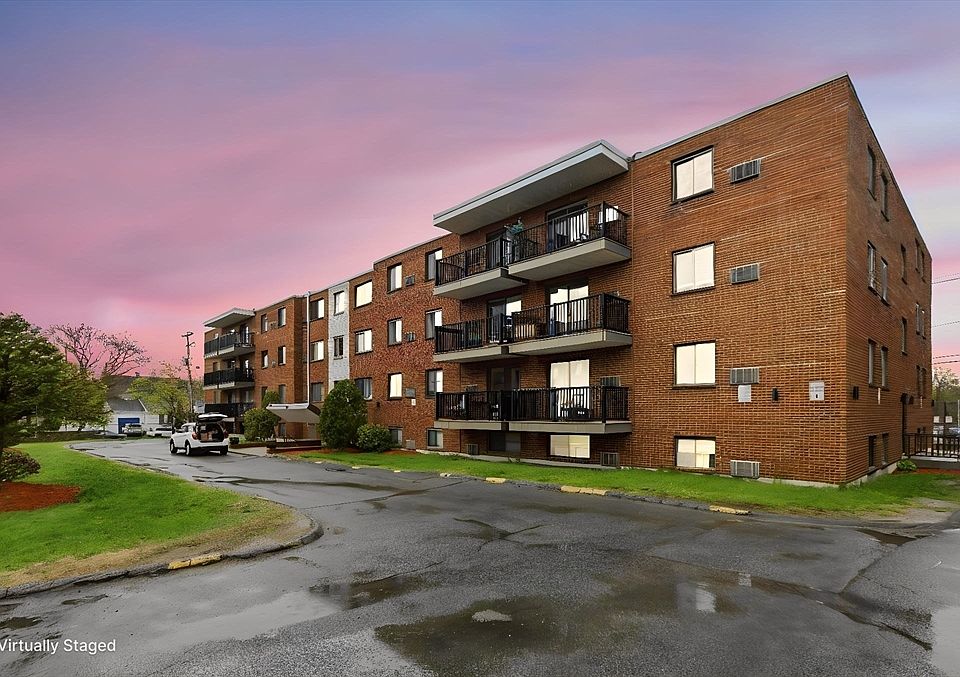 1st image of 1000 Governors Dr APT 4