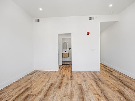 5th image of 616 N 57th St #A