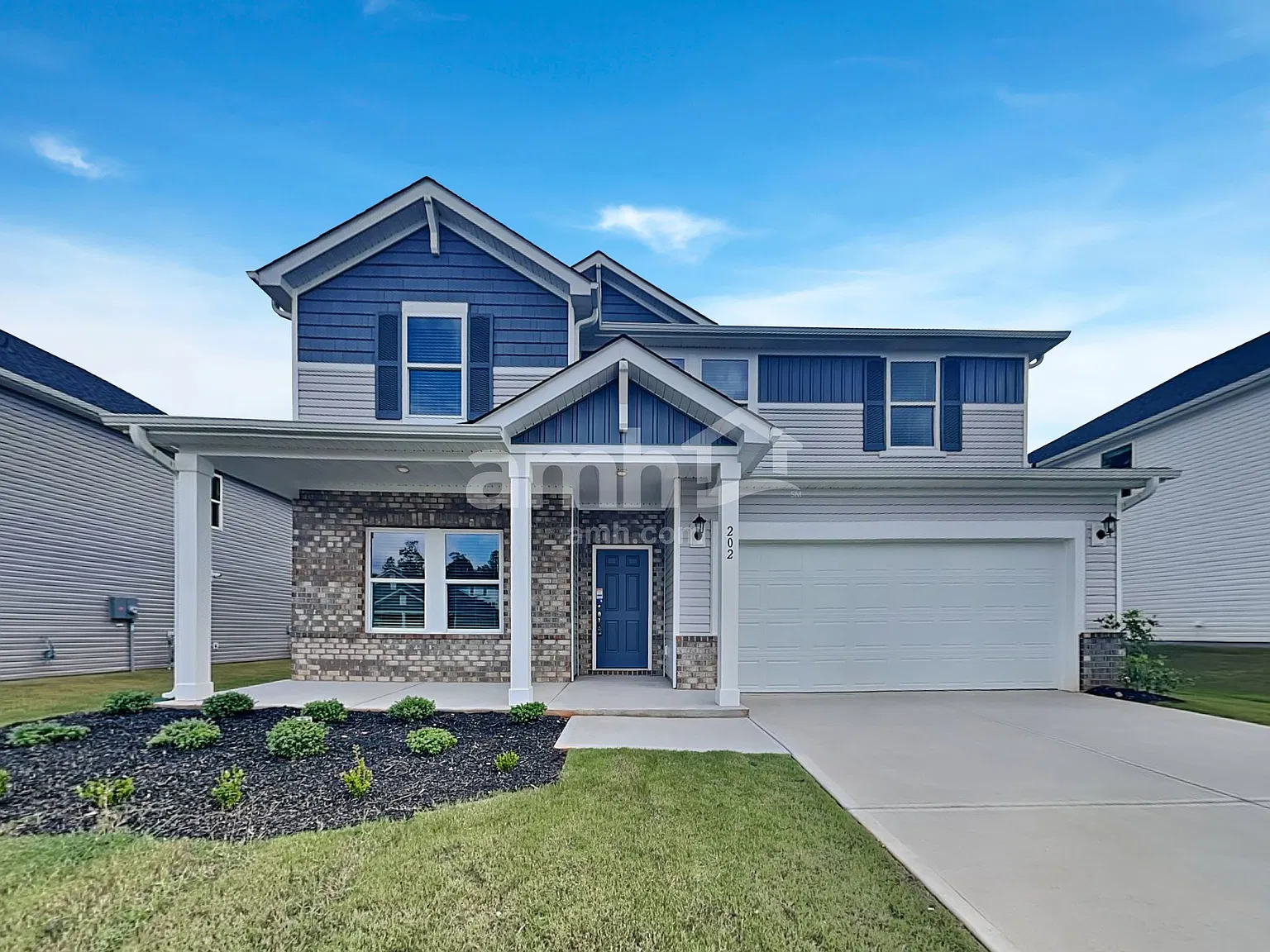 5 bed, 3.0 bath, 2674 sqft, $2,460 — Photo 1