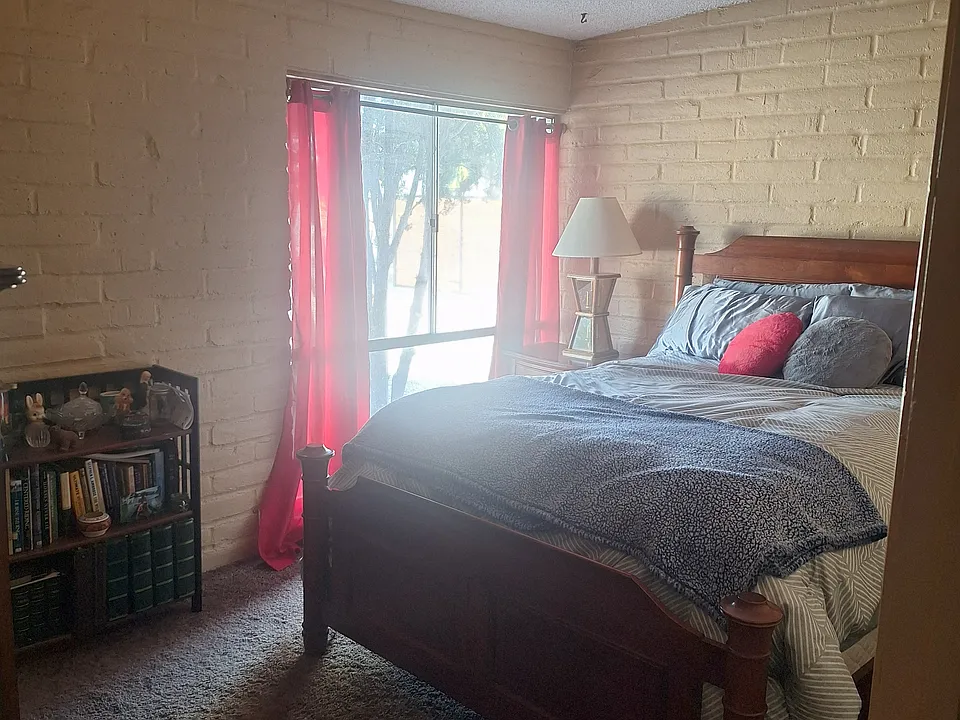 1508 N Sarnoff Dr