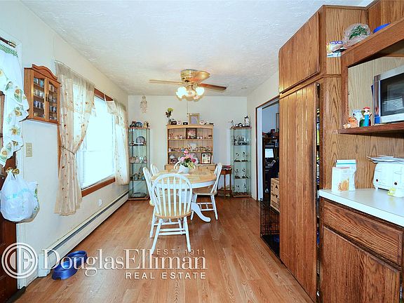 4th image of 791 Jackson Ave