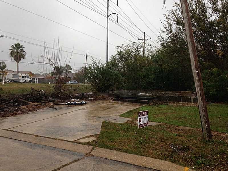 1st image of 4949 Werner Dr
