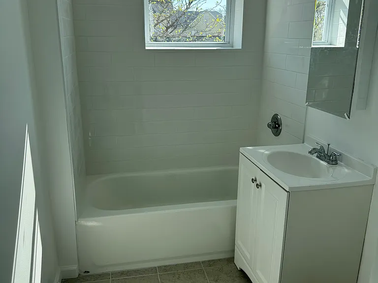 170 Elmora Ave #8 — Photo 3