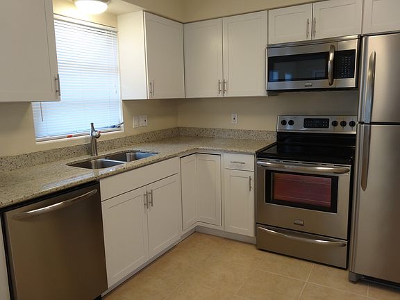 3rd image of 1251 Friar Tuck Ln