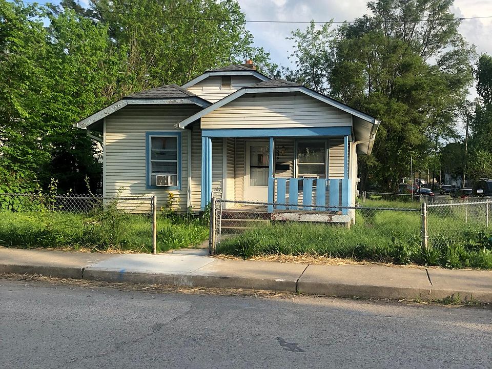 1st image of 1539 W Vermont St