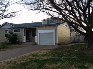 2017 Oak Dr, Amarillo, TX 79107