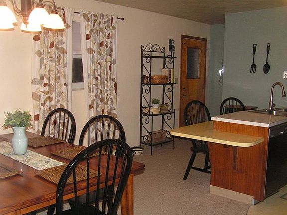 5th image of 1149 Village Way