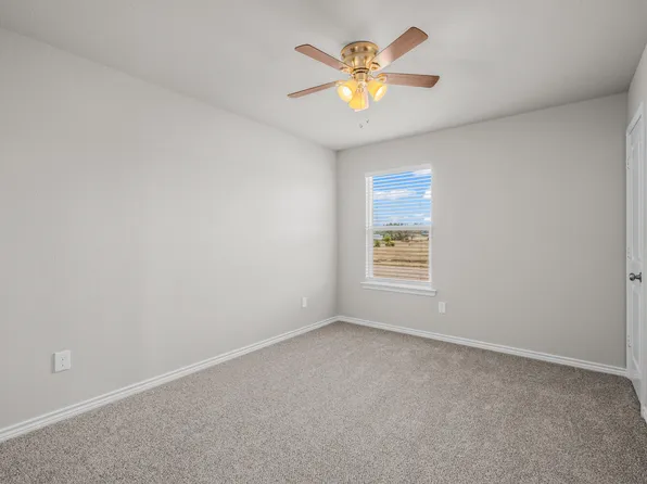 1222 Avenue I, Ralls, TX 79357