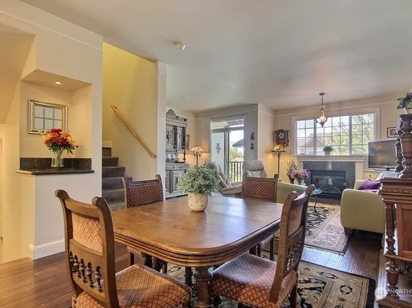 4762 Whitworth Place S #P102, Renton, WA 98055