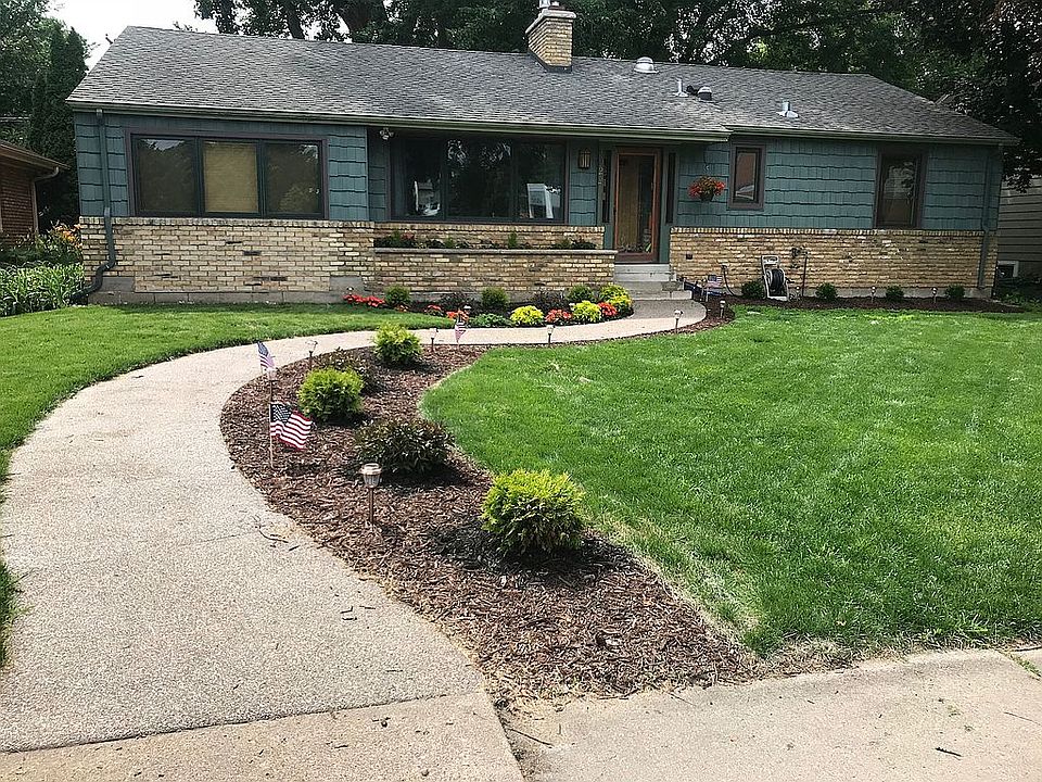 1st image of 4922 Chowen Ave S