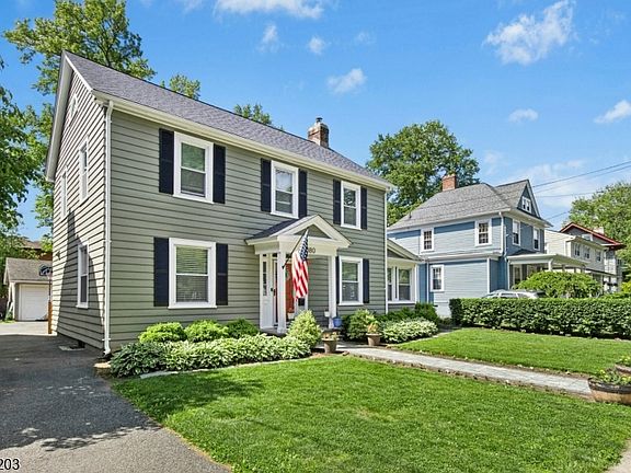 2nd image of 380 Elm Ave