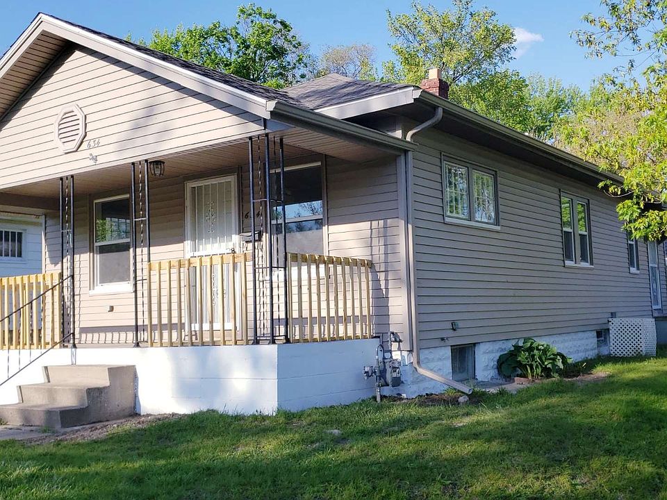 1st image of 634 S 30th St