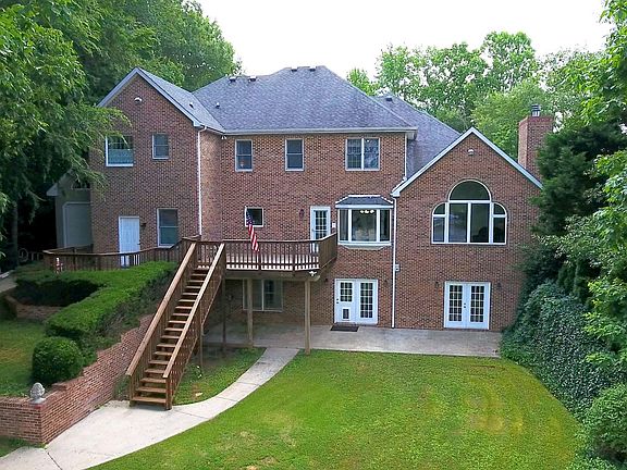 4th image of 106 McKinney Cir