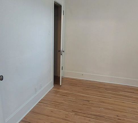 5th image of 717 16th St #90