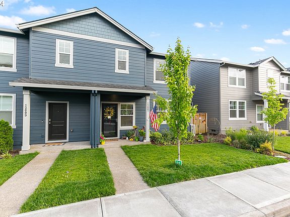 2nd image of 12607 NE 116th Way