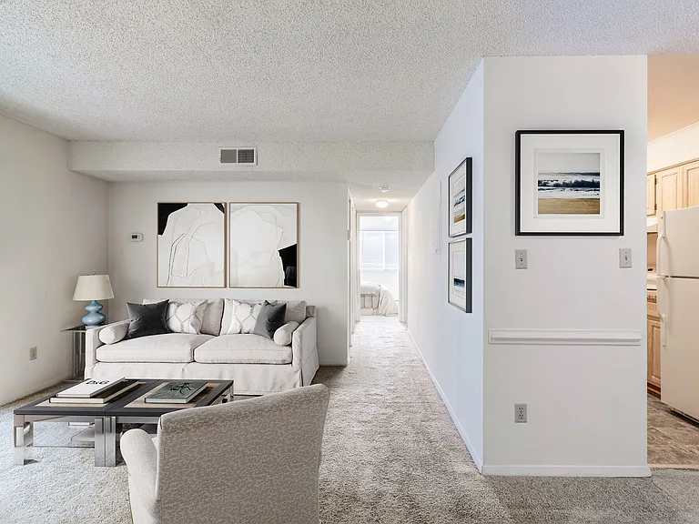 Arbor Crest Apartments — Photo 3