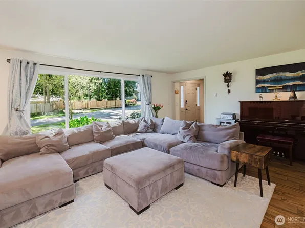 4482 NW Cascade Street, Silverdale, WA 98383