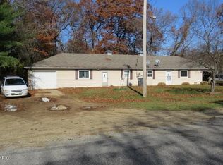 9702 Big Rock Dr, Kalamazoo, MI 49009