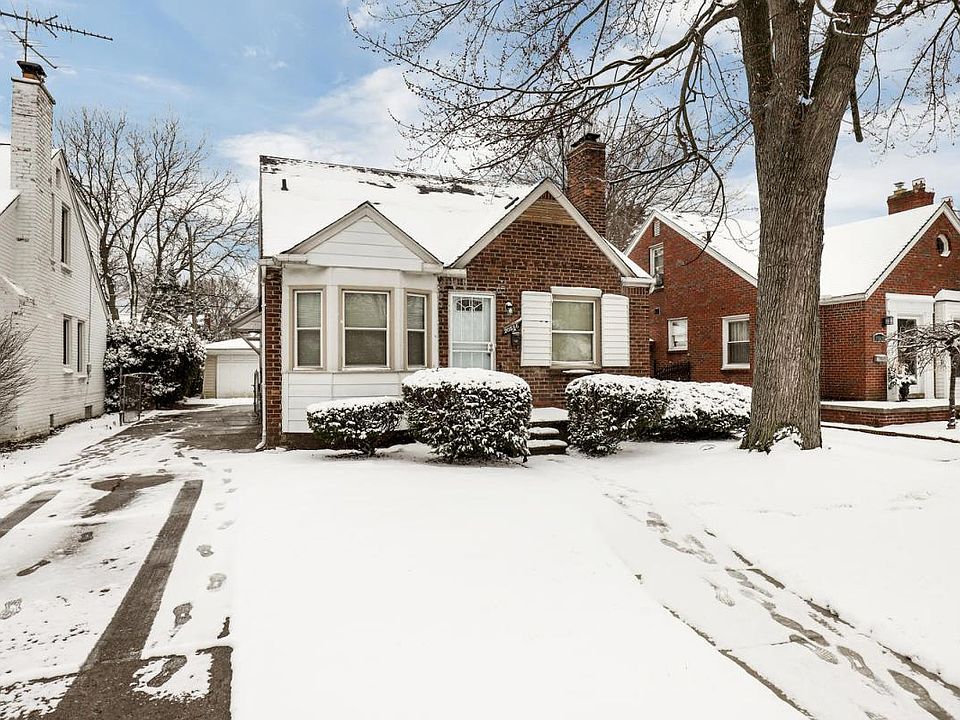 1st image of 20886 Lochmoor St