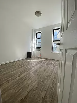 Rented by Park River | media 5