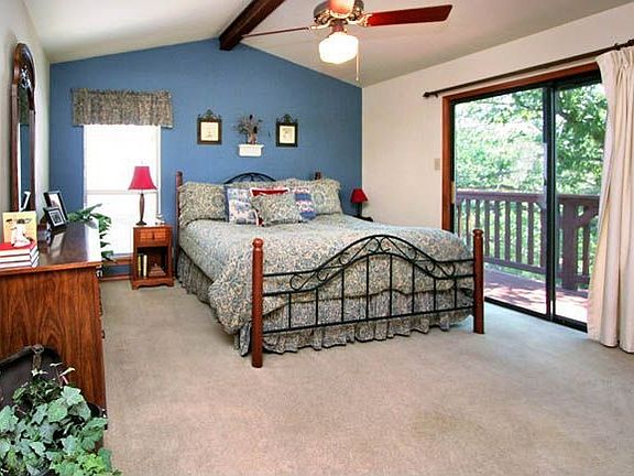 5th image of 1126 Sugar Pine St