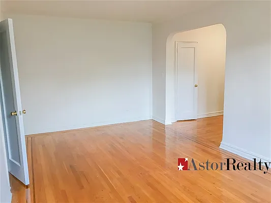 Rented by Astor Realty | media 24