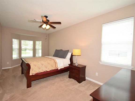 4th image of 1902 Ash Forest Dr