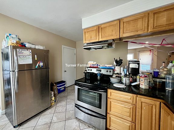 3rd image of 25 Sudan St #3R