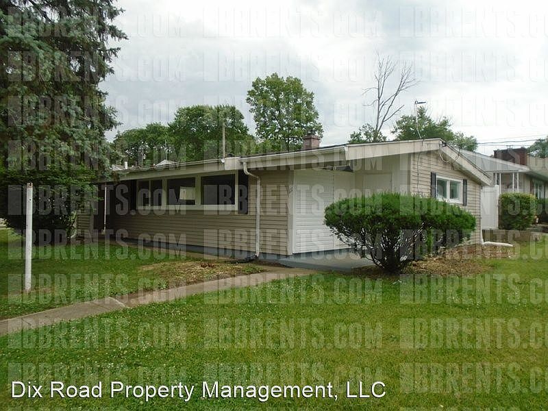1st image of 111 N Highview Dr