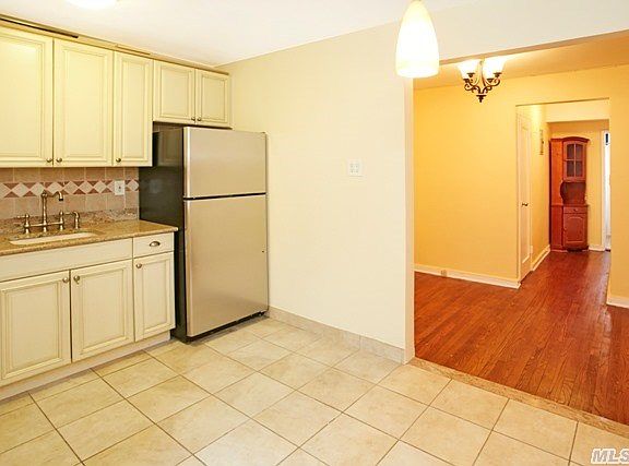 4th image of 6615 Wetherole St