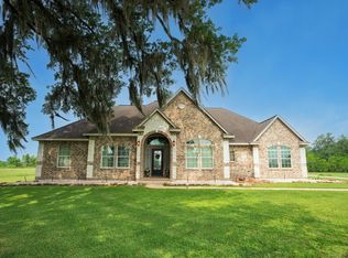 544 Wagon Wheel Trl, Angleton, TX 77515