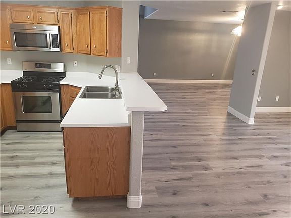 4th image of 8213 High Meadow Ave