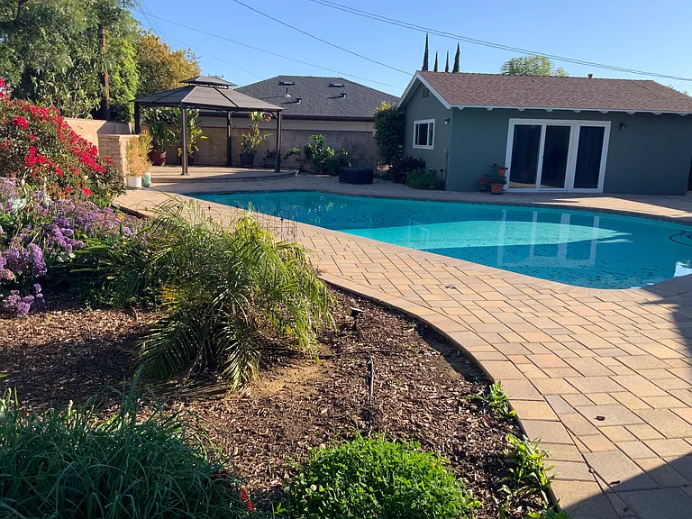 Garden Grove Ave — Photo 28